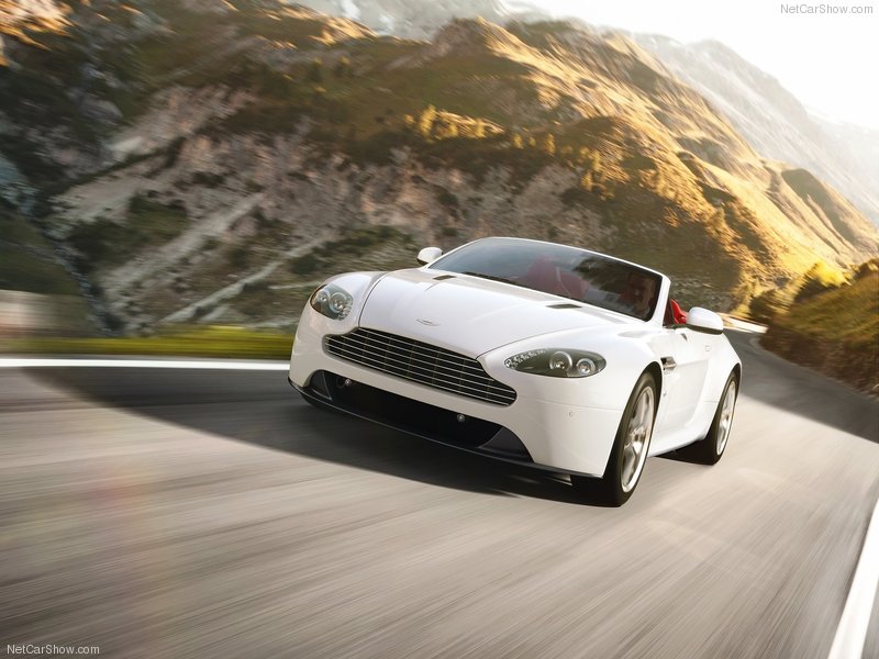 Aston_Martin-V8_Vantage_2012_800x600_wallpaper_03
