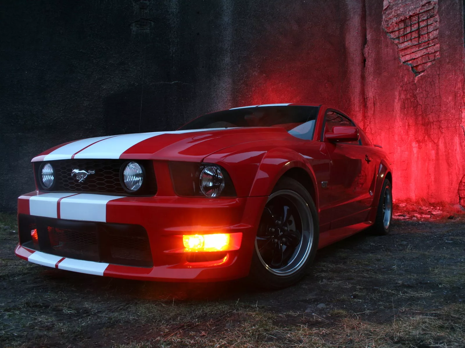 24 Sports car wallpapers for your desktop in High Quality HD 24 Sports car wallpapers for your desktop in High Quality HD